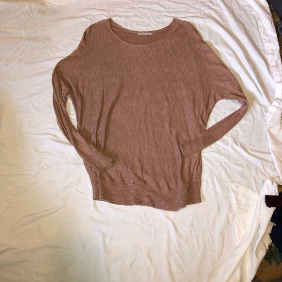 Sweaters - Picture 5 of 6